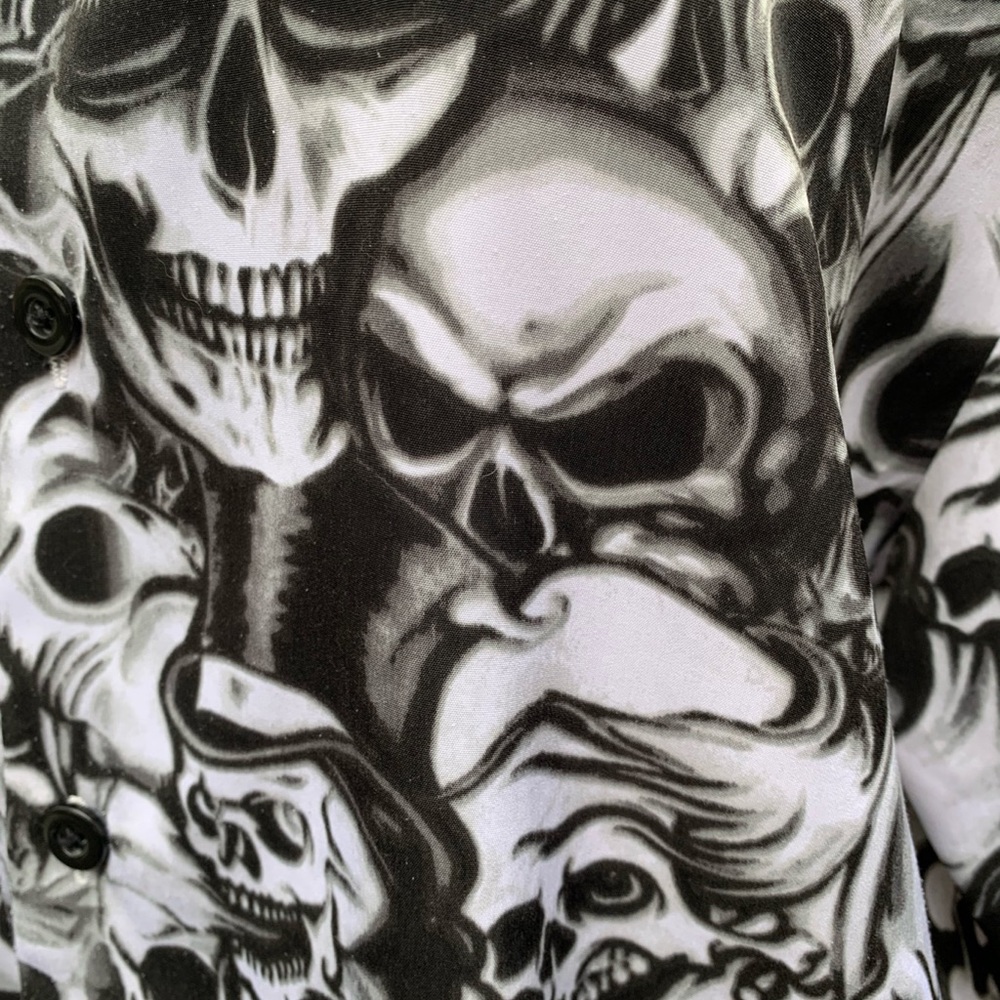 Skull πLover π Button down - Picture 2 of 7